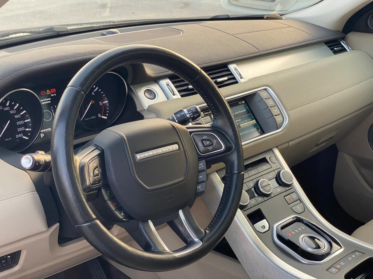 Land Rover Range Evoque 2.2 TD4 5p. Prestige