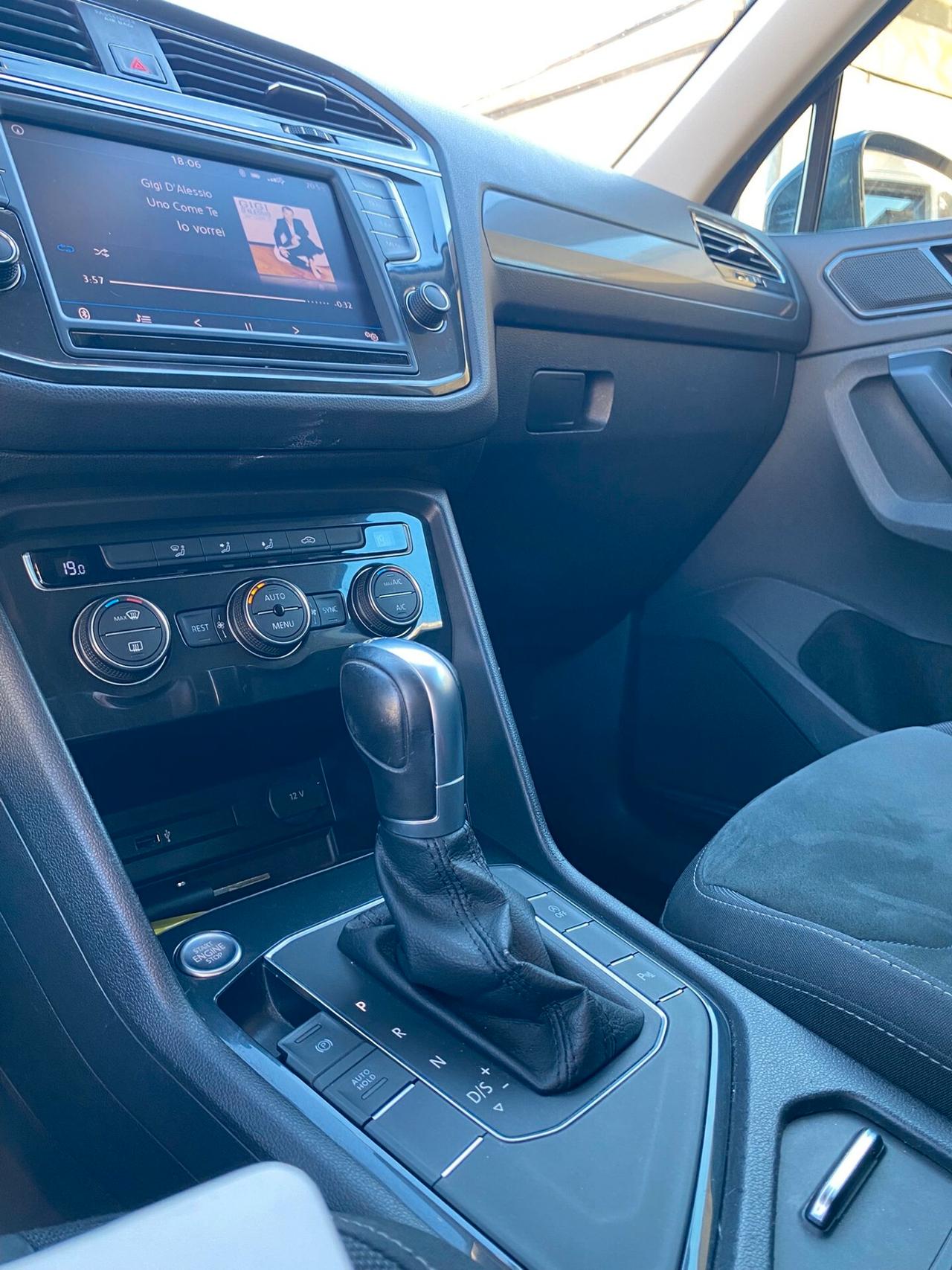 Volkswagen Tiguan 2.0 TDI SCR DSG Business BlueMotion Technology