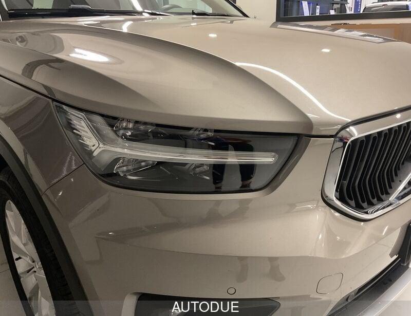 Volvo XC40 1.5 T2 MOMENTUM CORE GEARTRONIC