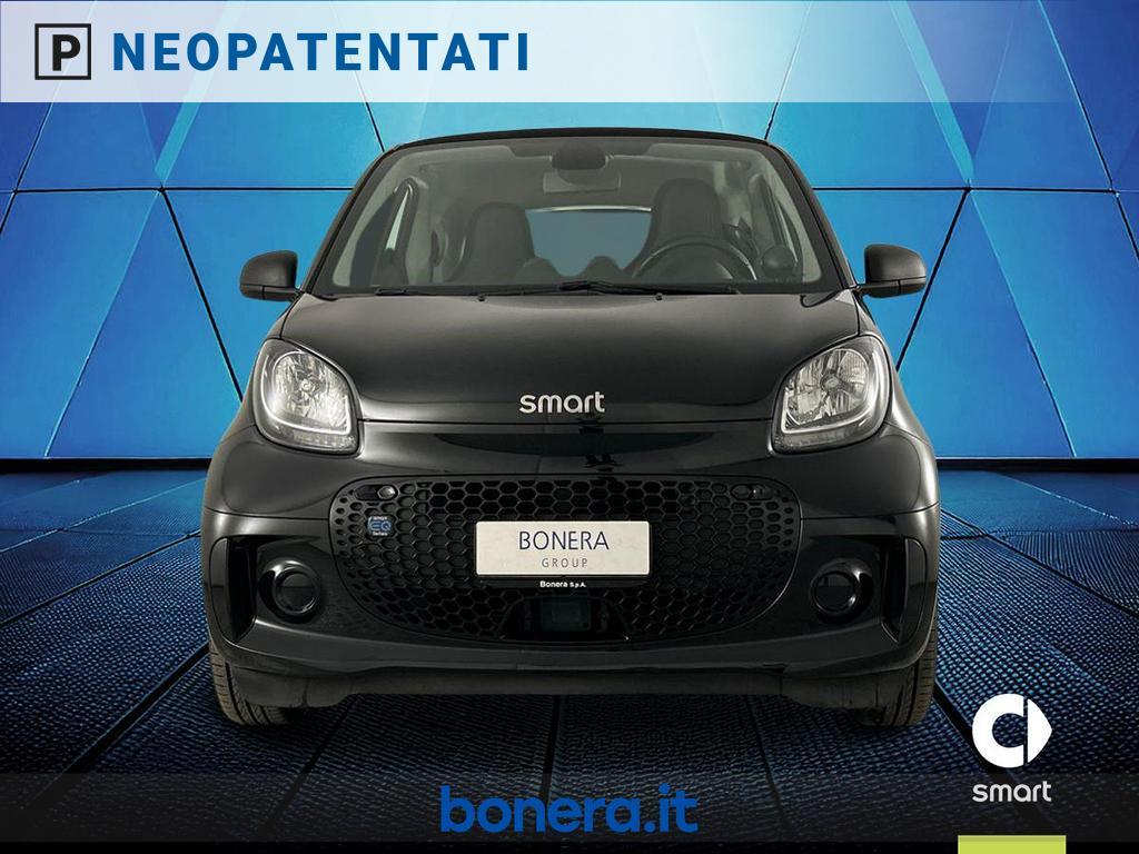 Smart fortwo EQ Berlin Black Passion