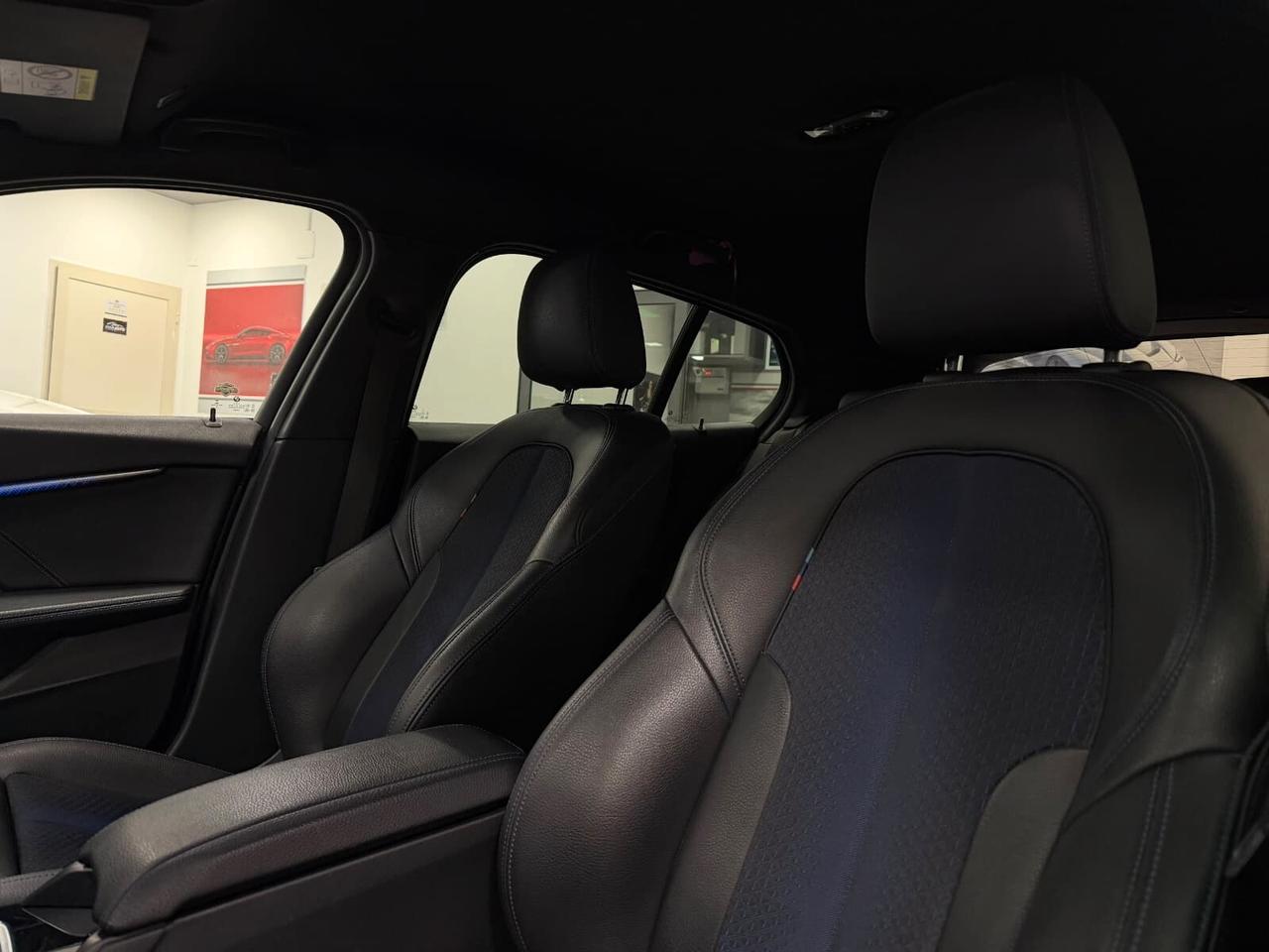 Bmw 116 116d 5p. Msport