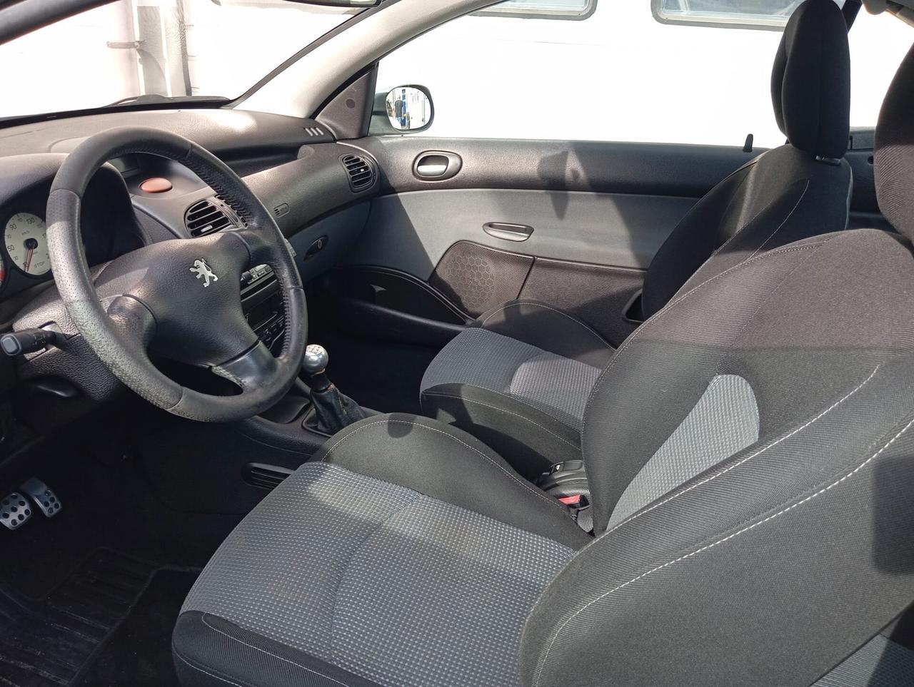 Peugeot 206 1.6 16V CC CABRIO tagliando compreso