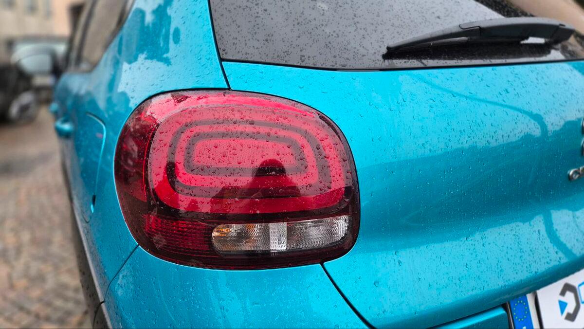 Citroen C3 1.2 puretech Shine s&s 83cv neopatentati