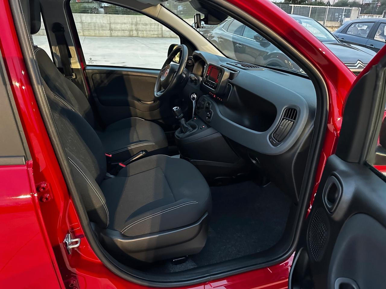 Fiat Panda 1.0 Hybrid Pandina KM0