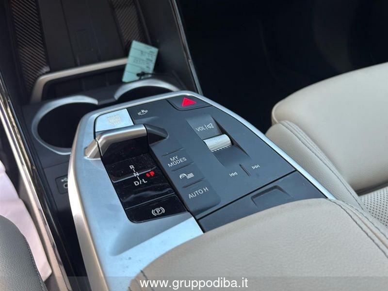 BMW X1 U11 xdrive23d mhev 48V X-Line Edition Balance auto