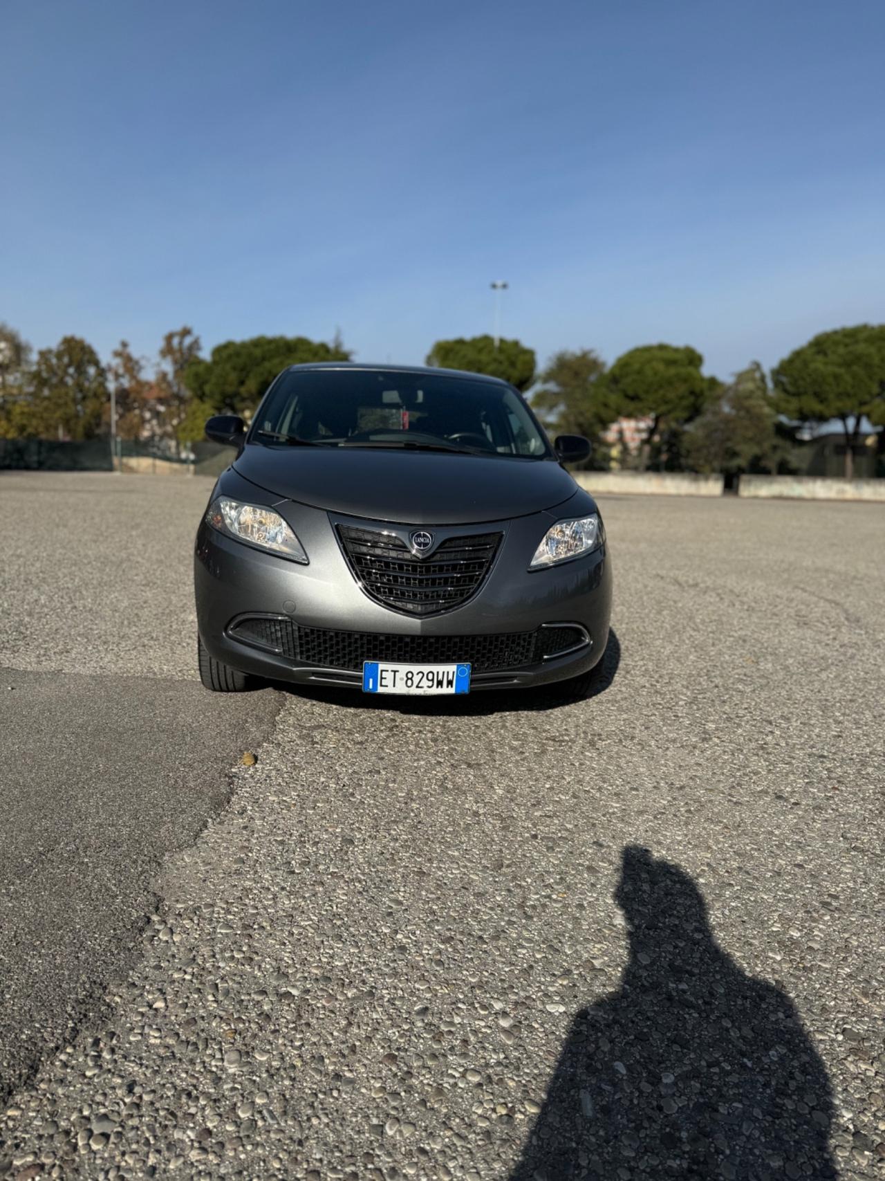 Lancia Ypsilon 1.2 69 CV 5 porte GPL Ecochic Platinum