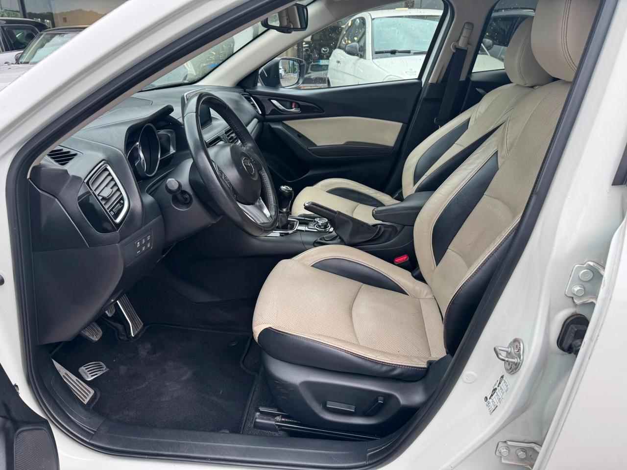 Mazda 3 2.2 Skyactiv-D Exceed
