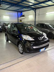 Peugeot 107 AUTOMATICA 1.0 BENZ 5 porte