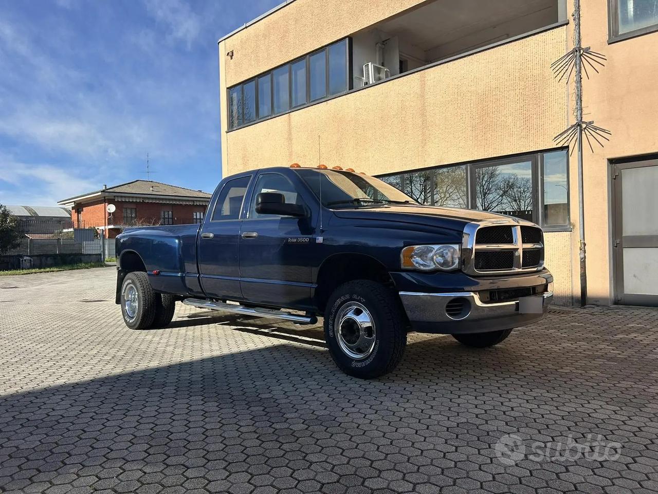 Dodge ram 3500 5.9 cummins gemellato