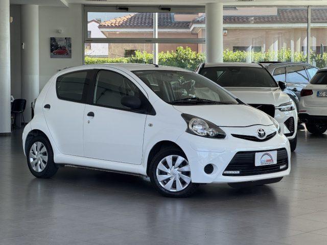 TOYOTA Aygo 1.0 12V VVT-i 5 porte Lounge Connect