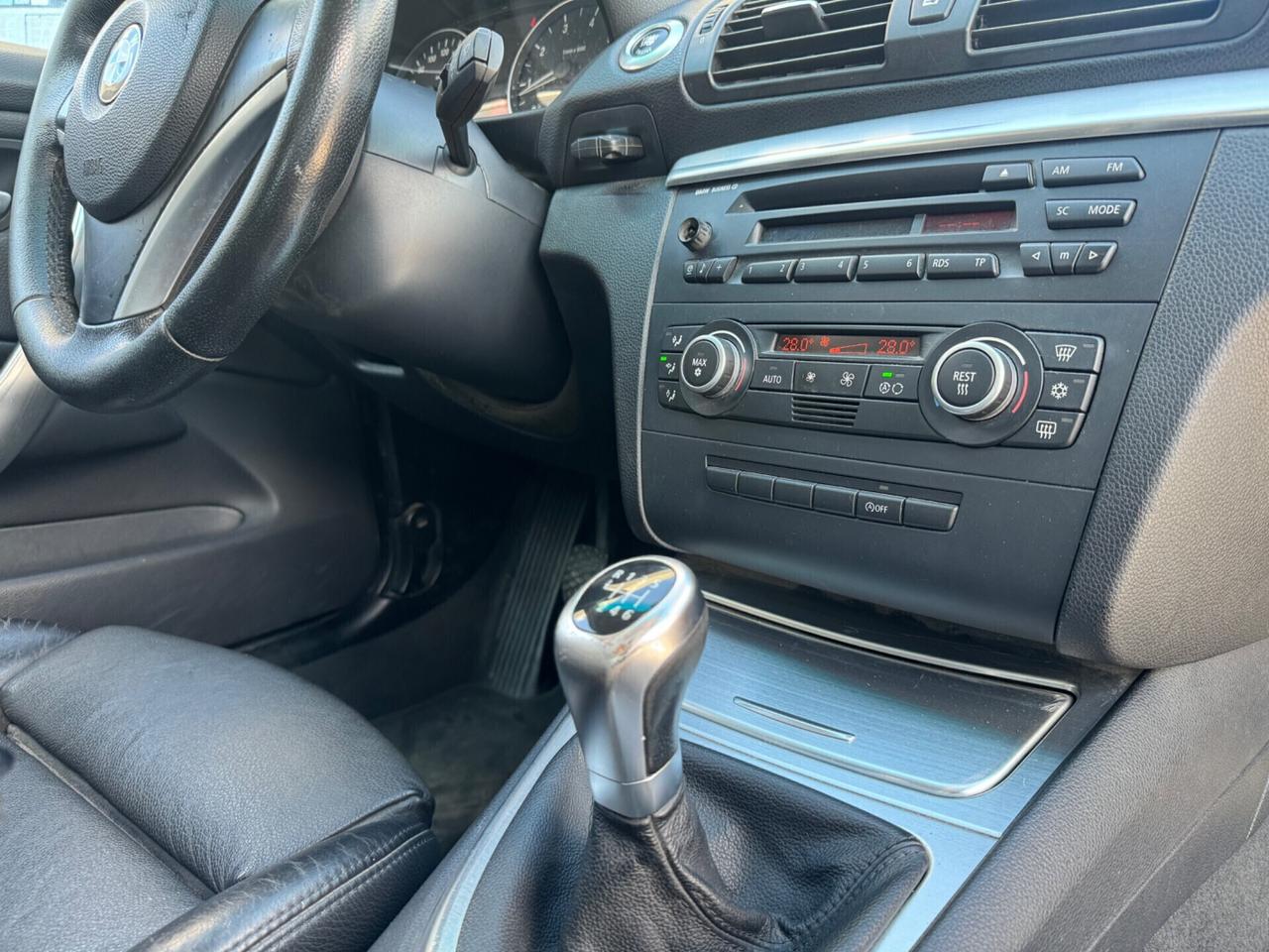 Bmw 116 5P. Futura 122 CV 2008 pelle Pak m