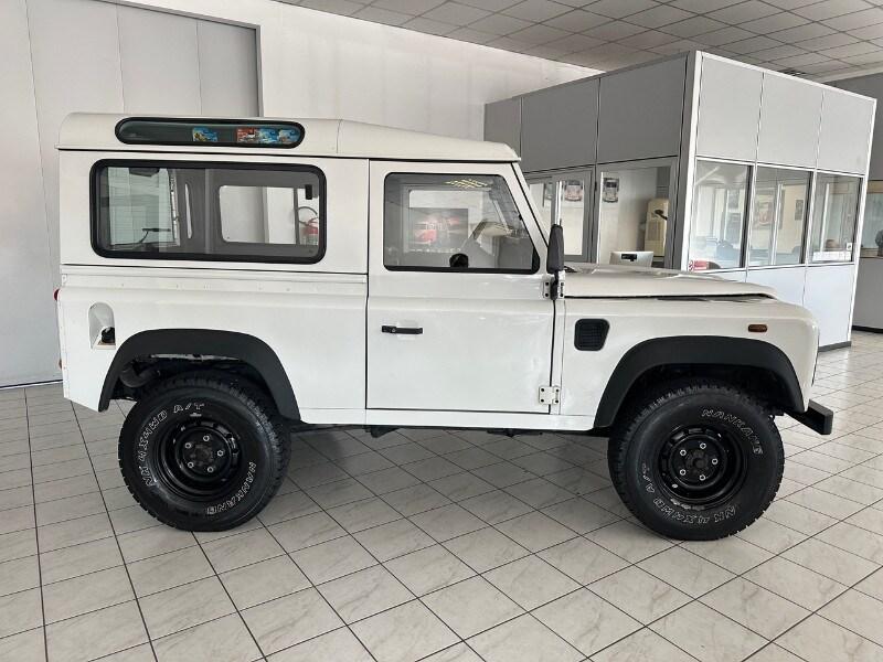 LAND ROVER Defender Defender 90 2.5 Td5 Station...