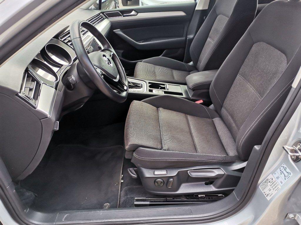 Volkswagen Passat Variant 2.0 TDI DSG Business BlueMotion Tech