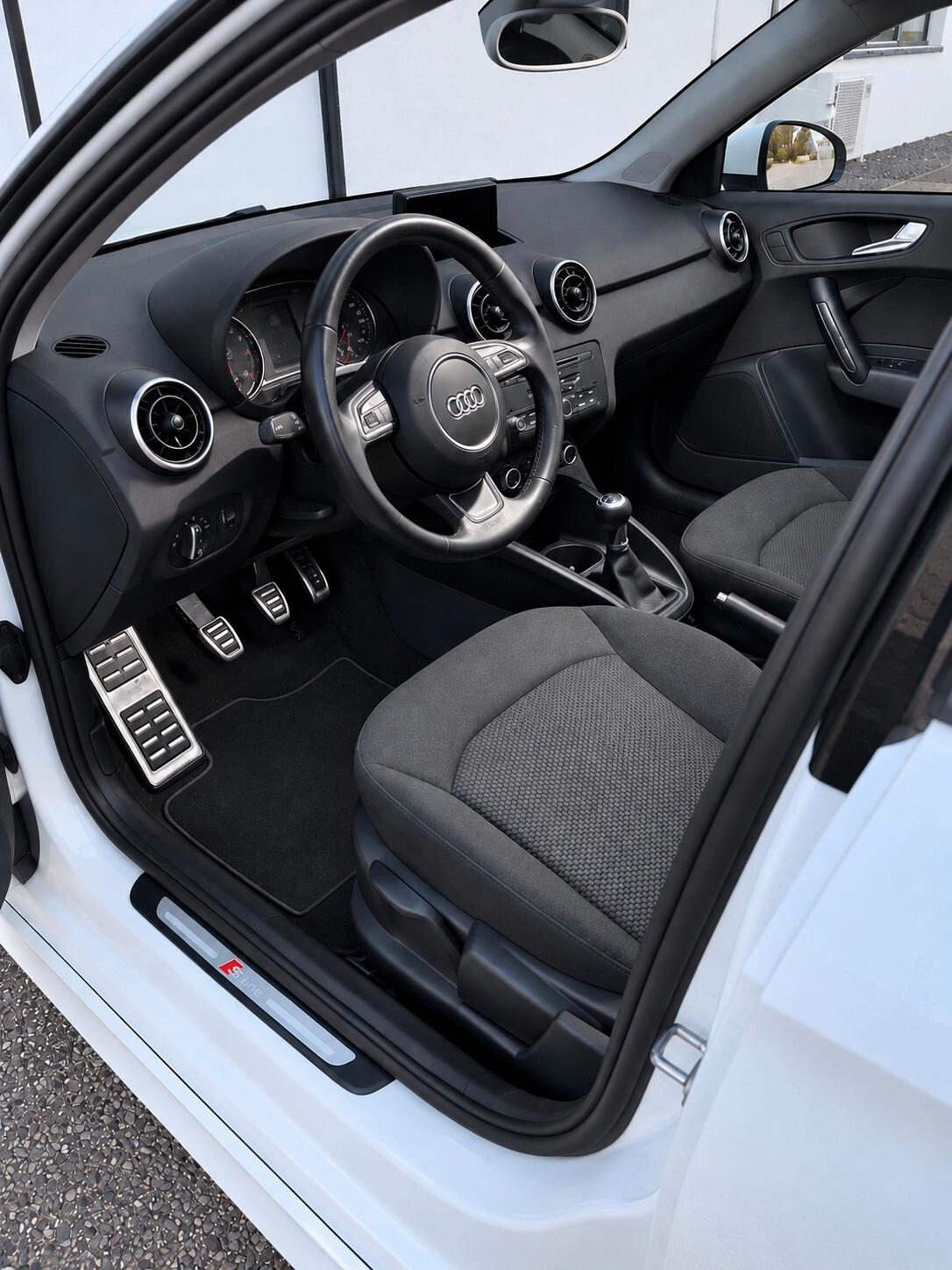 Audi A1 SPB 1.4 TDI Admired