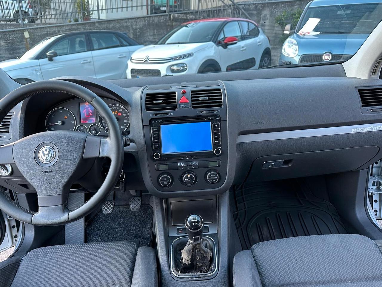 Volkswagen Golf 2.0 16V TDI 5p. Sportline
