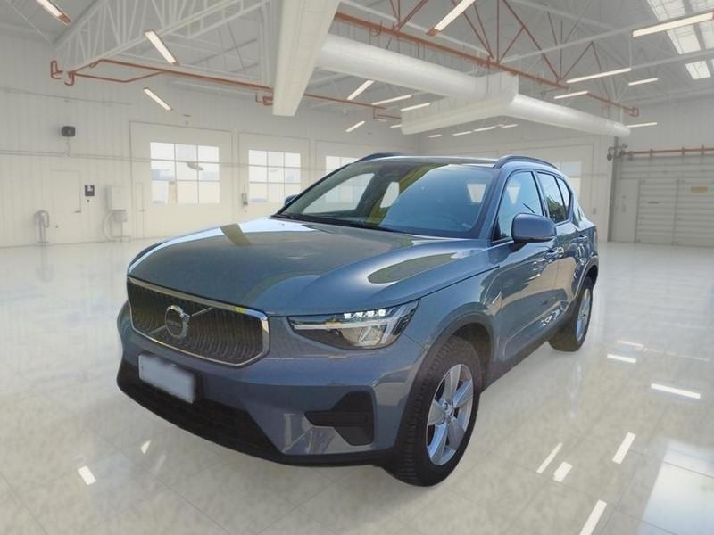 VOLVO XC40 T2 ESSENTIAL SUV
