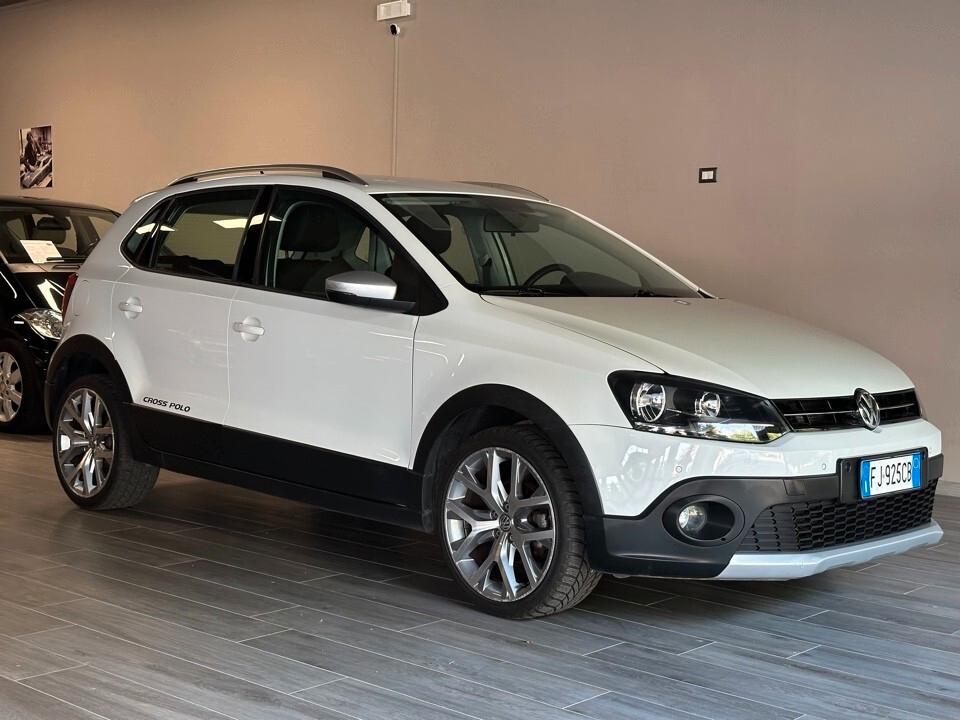 vw Polo CROSS 1.2 TSI DSG AUTOMATICA - NEOPATENTATI