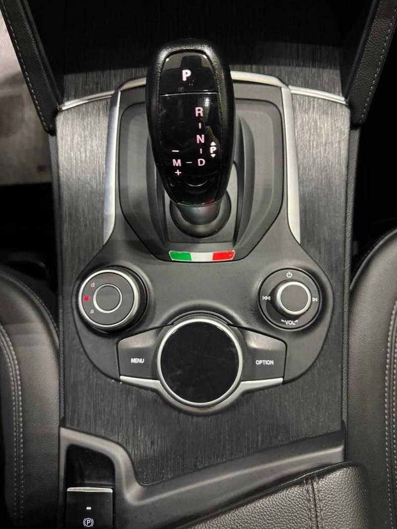 Alfa Romeo Stelvio 2.2 Turbodiesel 190 CV AT8 Q4 Executive