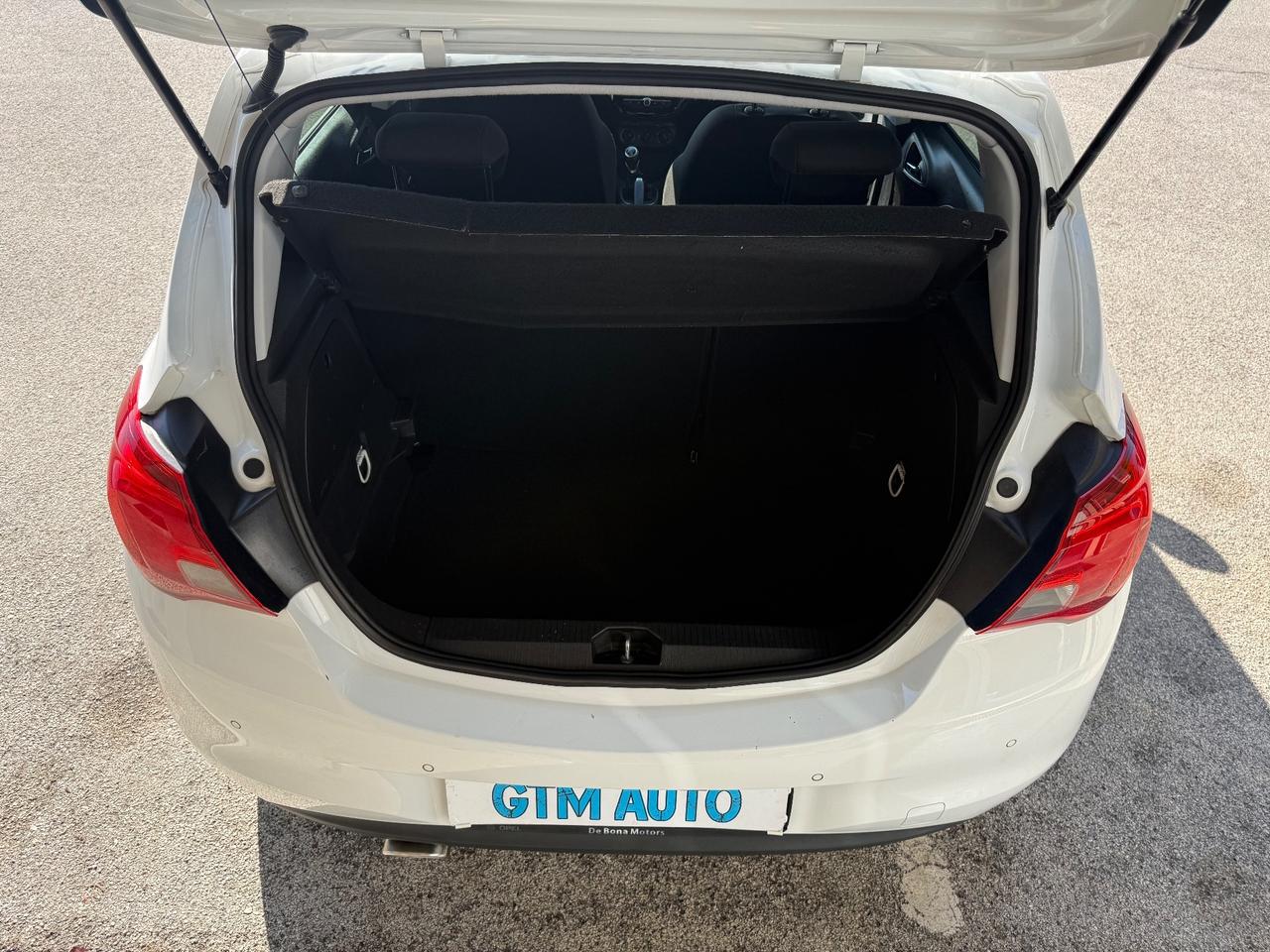 Opel Corsa 1.4 90CV GPL Tech 5 porte b-Color