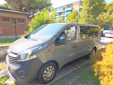 Opel Vivaro 9 posti #GM