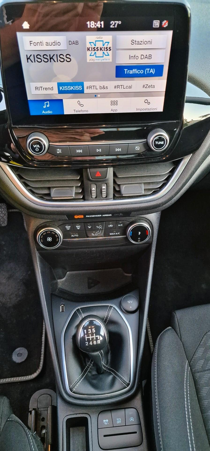 Ford Fiesta 1.0 Ecoboost Hybrid 125 CV 5 porte Titanium