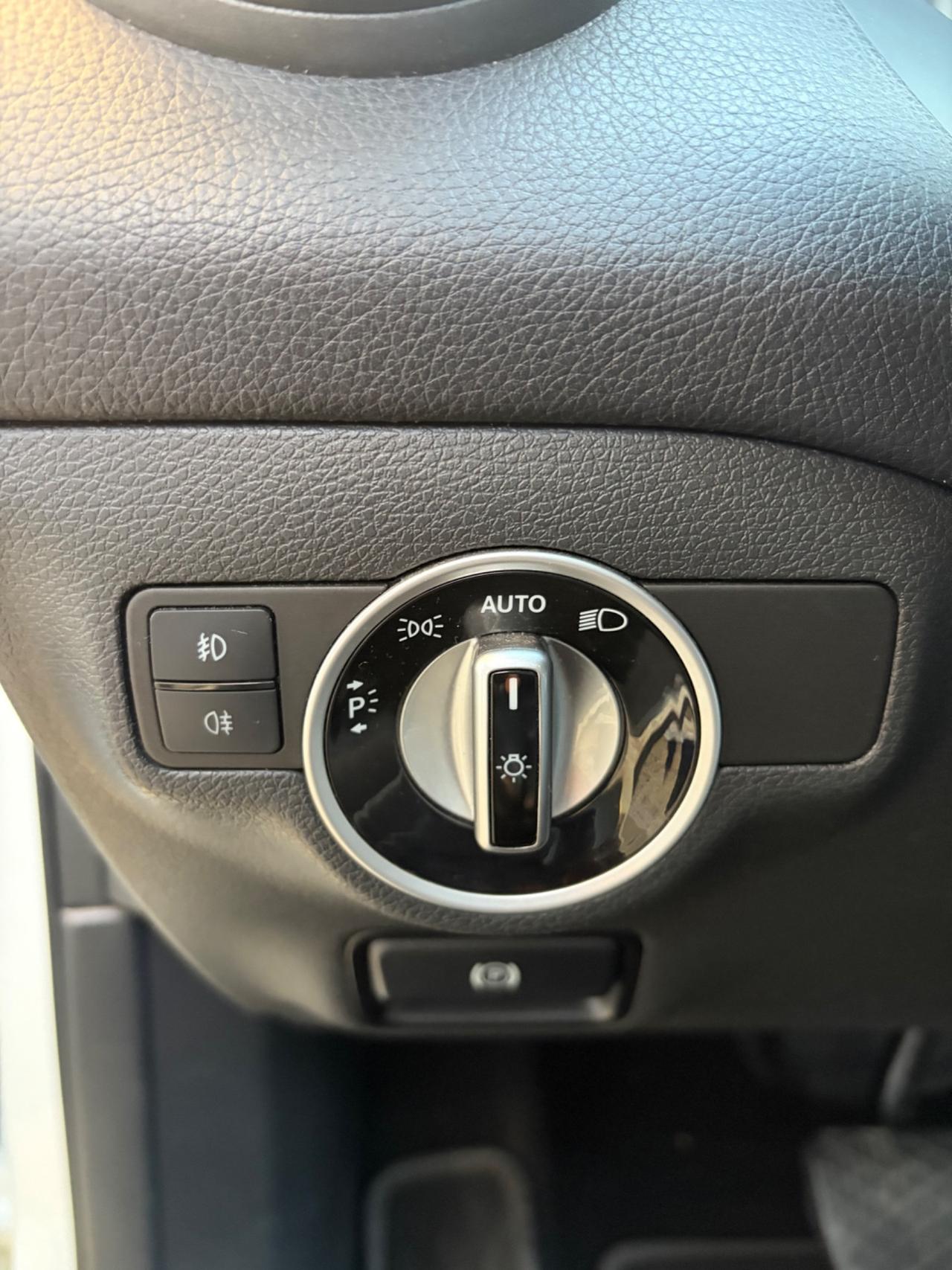 Mercedes-benz GLA 200 d Automatic 4Matic Premium