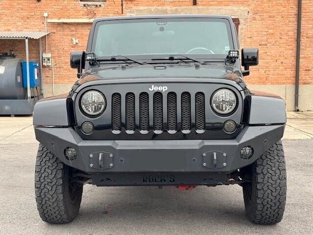 Jeep Wrangler Unlimited 2.8 CRD DPF Sahara Auto