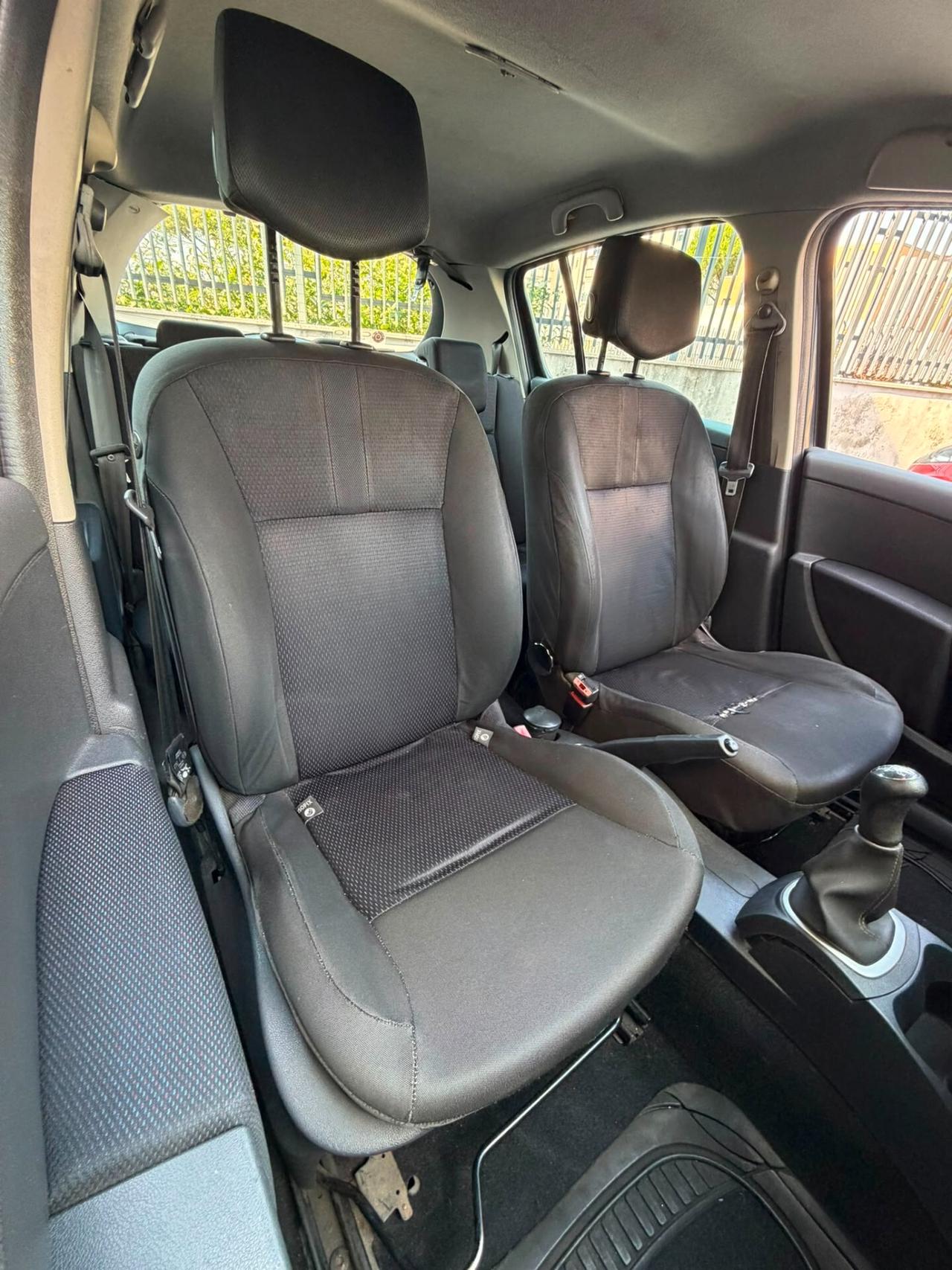 Renault Clio 1.2 16V 5 PORTE CONFORT