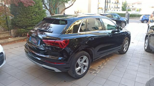 AUDI - Q3 - 2.0 TDI 150CV S tronic Sport