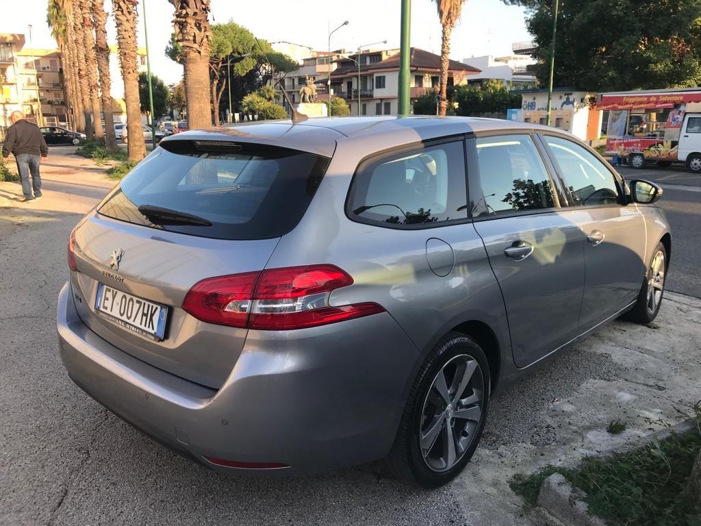 Peugeot 308 1.6 e-HDi 115 CV Stop&Start GT Line auto pari al nuovo