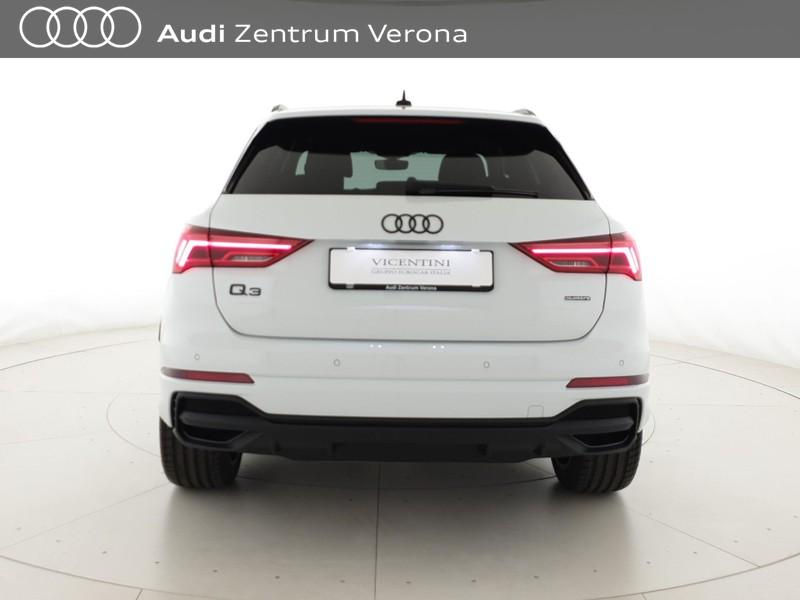 40TDI 193CV quattro S tronic Identity Black