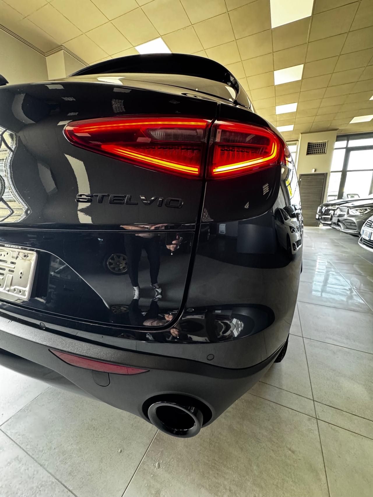 ALFA ROMEO STELVIO 2.2 MJET 160CV 2WD EDIZIONE ROSSO
