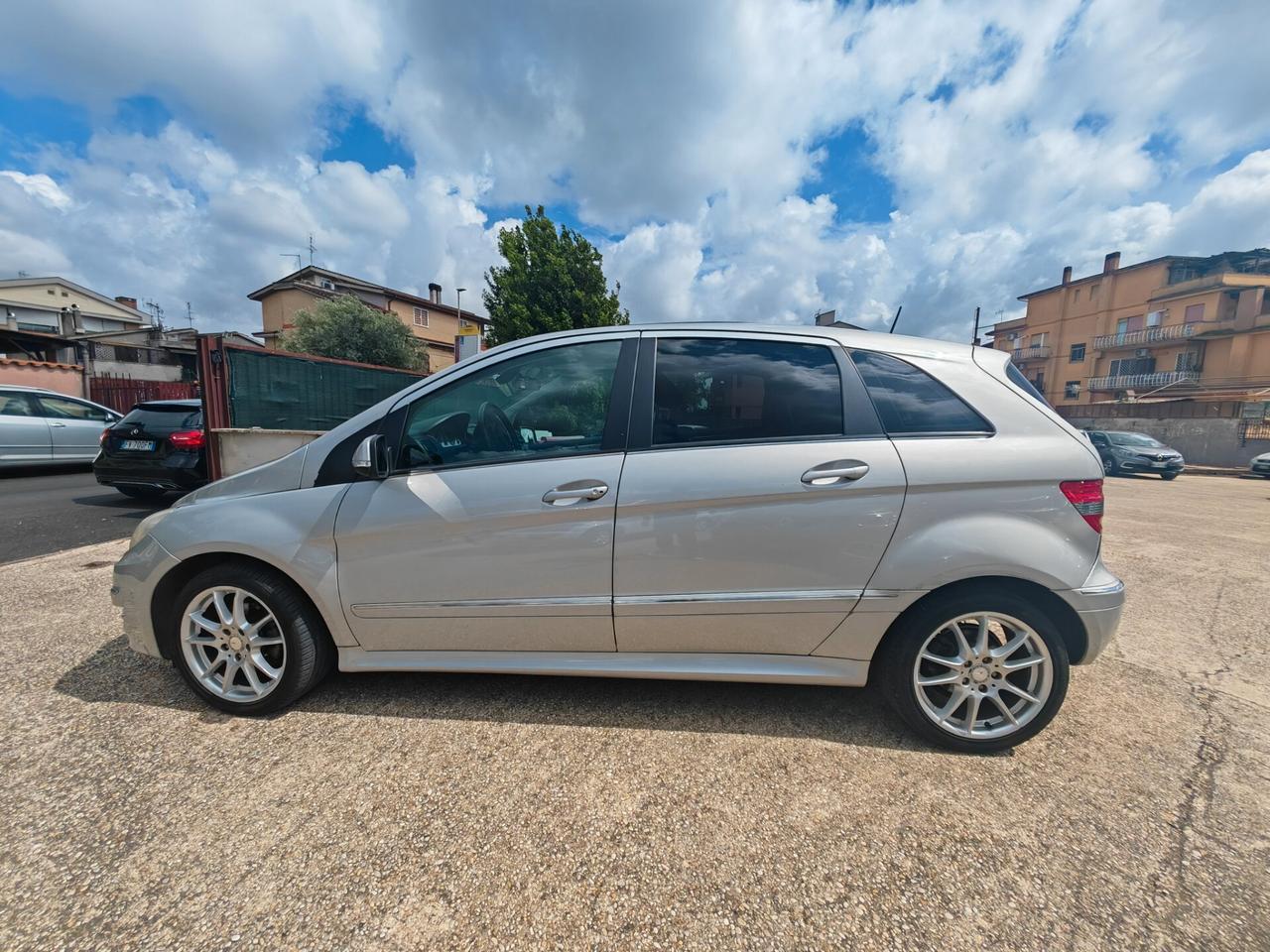 Mercedes-benz B 180 B 180 CDI Sport NAVI