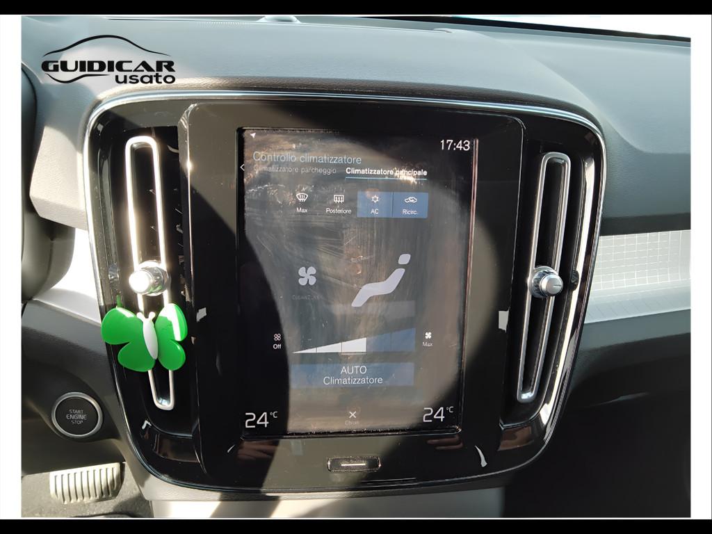 VOLVO XC40 - XC40 1.5 t2 Momentum Pro auto my21