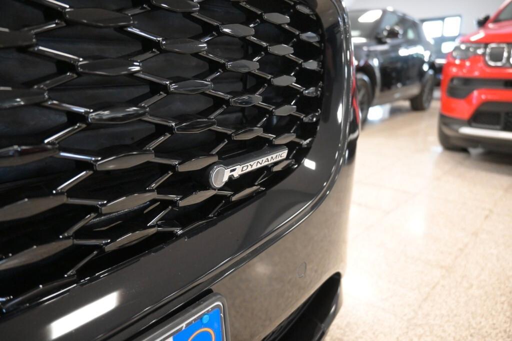 JAGUAR E-PACE 2.0D I4 163CV AWD AUTO R-DYNAMIC SE ( FARI LED - ADAPTIVE CRUISE - PELLE - COCKPIT - NAVI - PDC - MIRROR - CERCHI 19 )