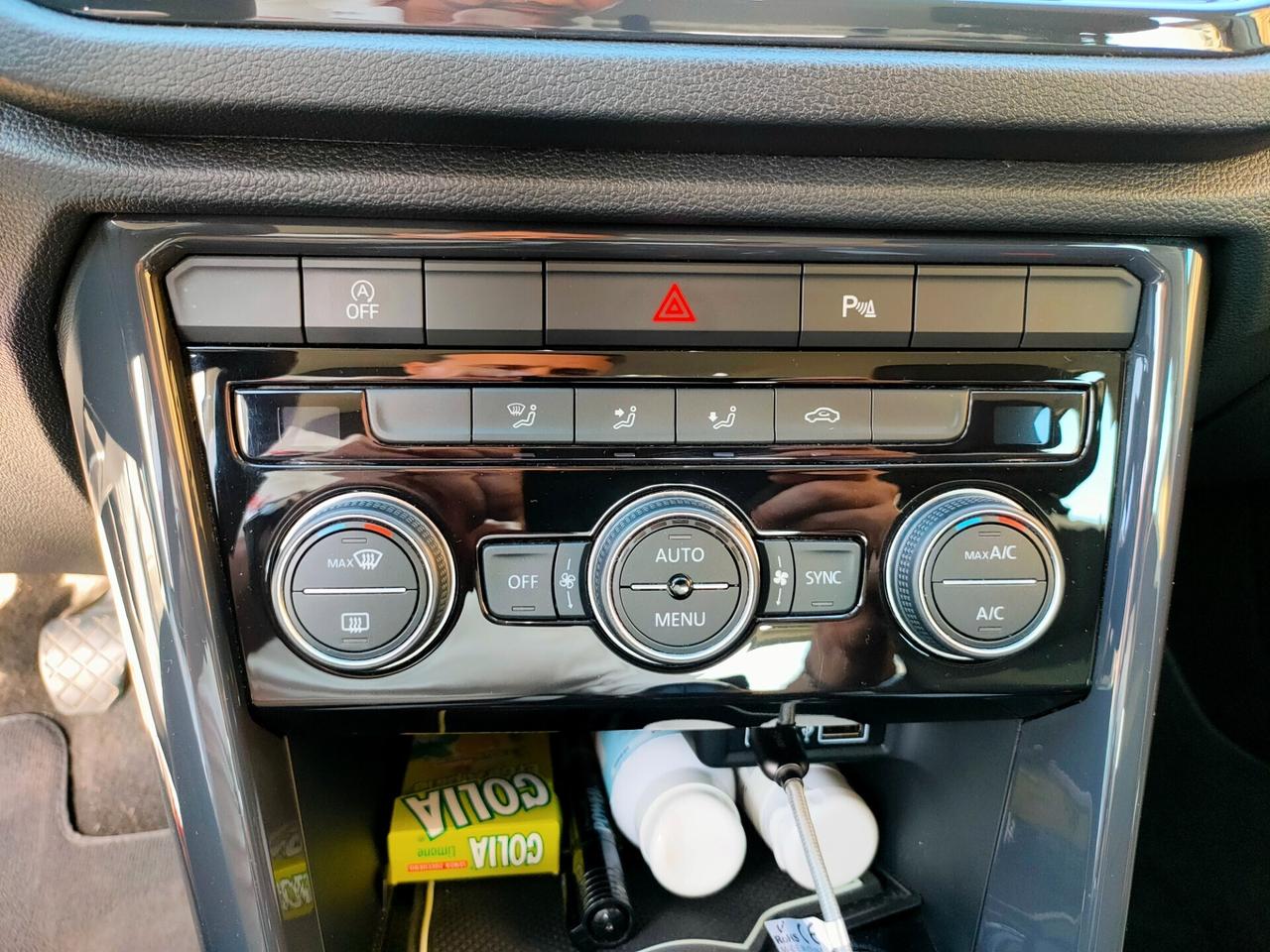 Volkswagen T-Roc 1.5 TSI ACT Advanced + Body kit R