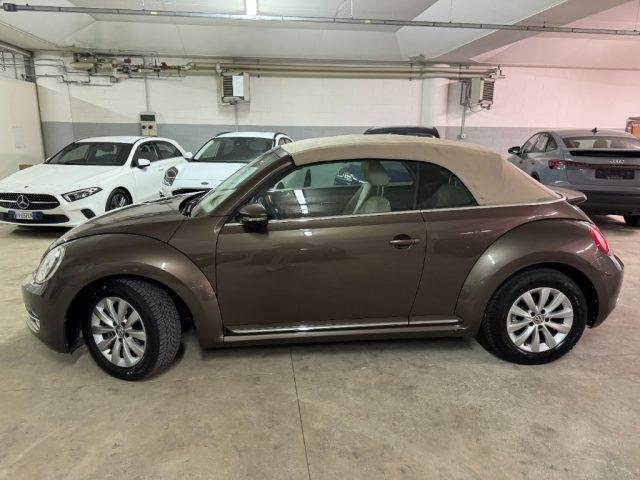 VOLKSWAGEN Maggiolino Cabrio 2.0 TDI DSG Design BlueMotion Technology
