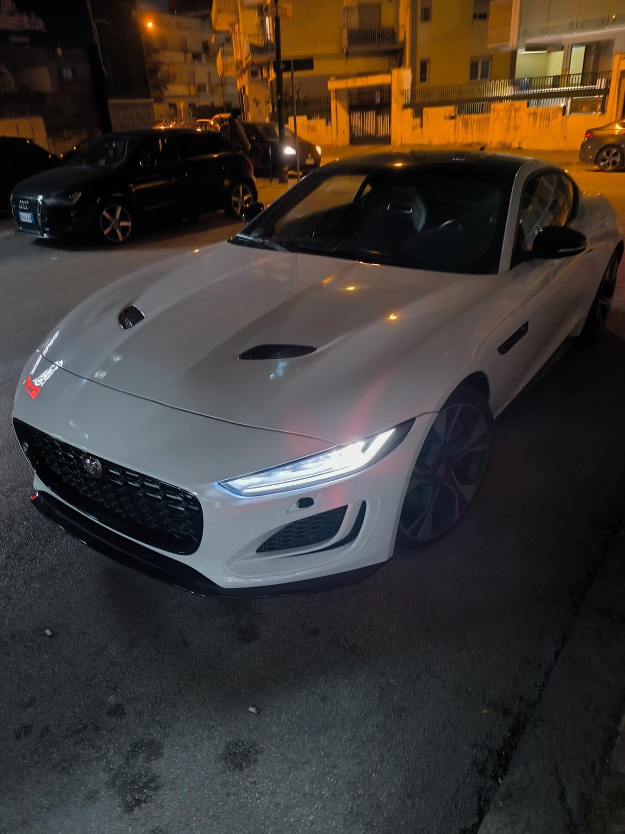 Jaguar F-Type 5.0 V8 450 CV aut Coupé First Edition