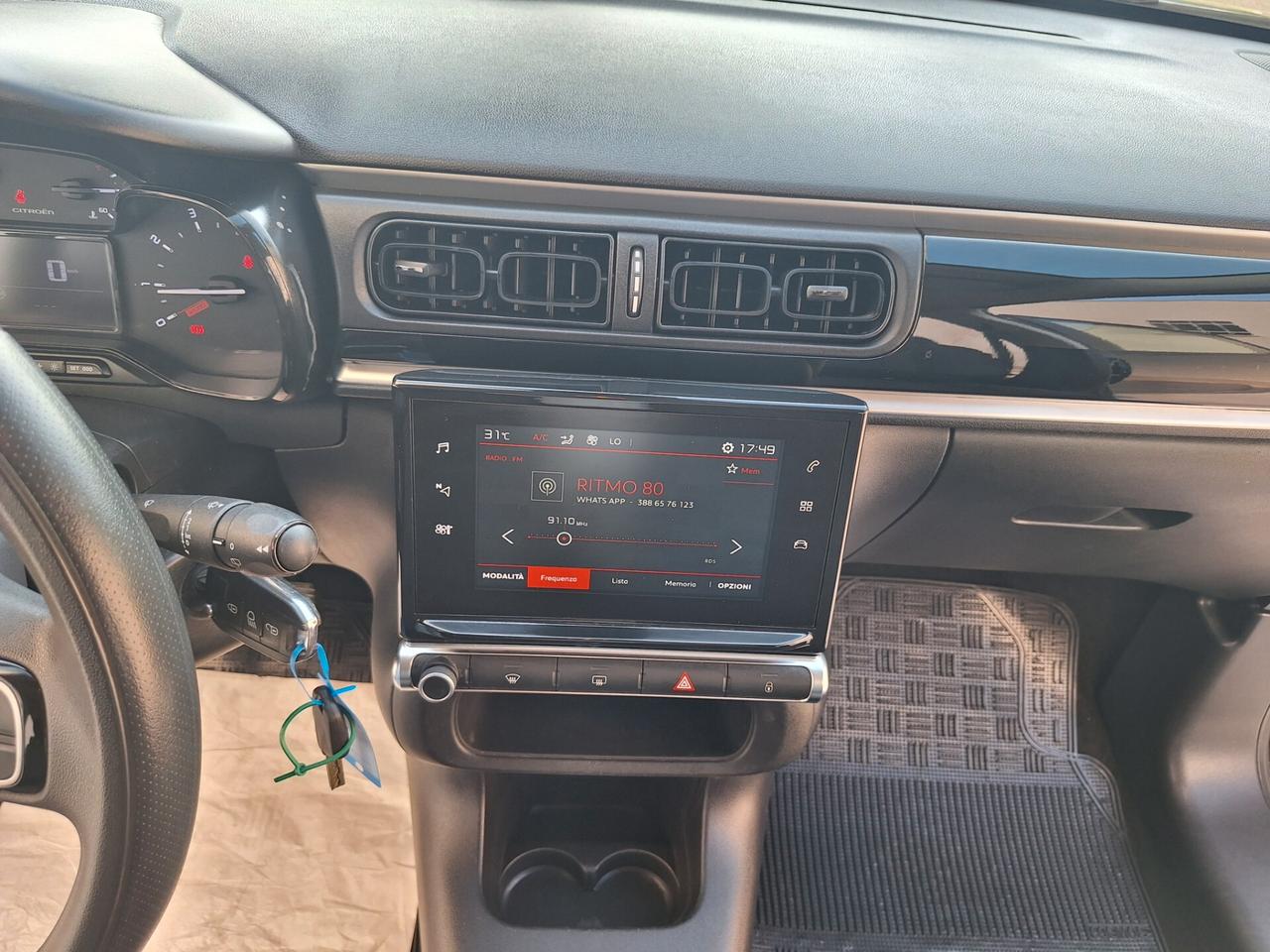 Citroen C3 1.6 hdi 75 cv Shine CARPLAY