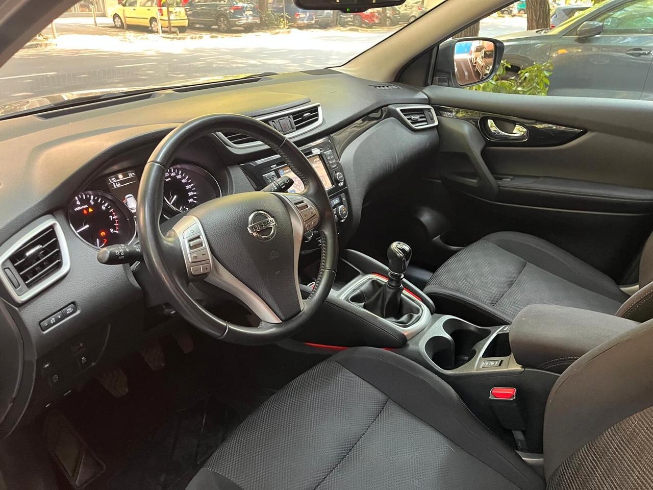 Nissan Qashqai 1.2 DIG-T N-Vision