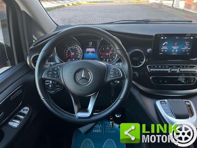 MERCEDES-BENZ V 220 d Automatic Sport Compact Night Edition