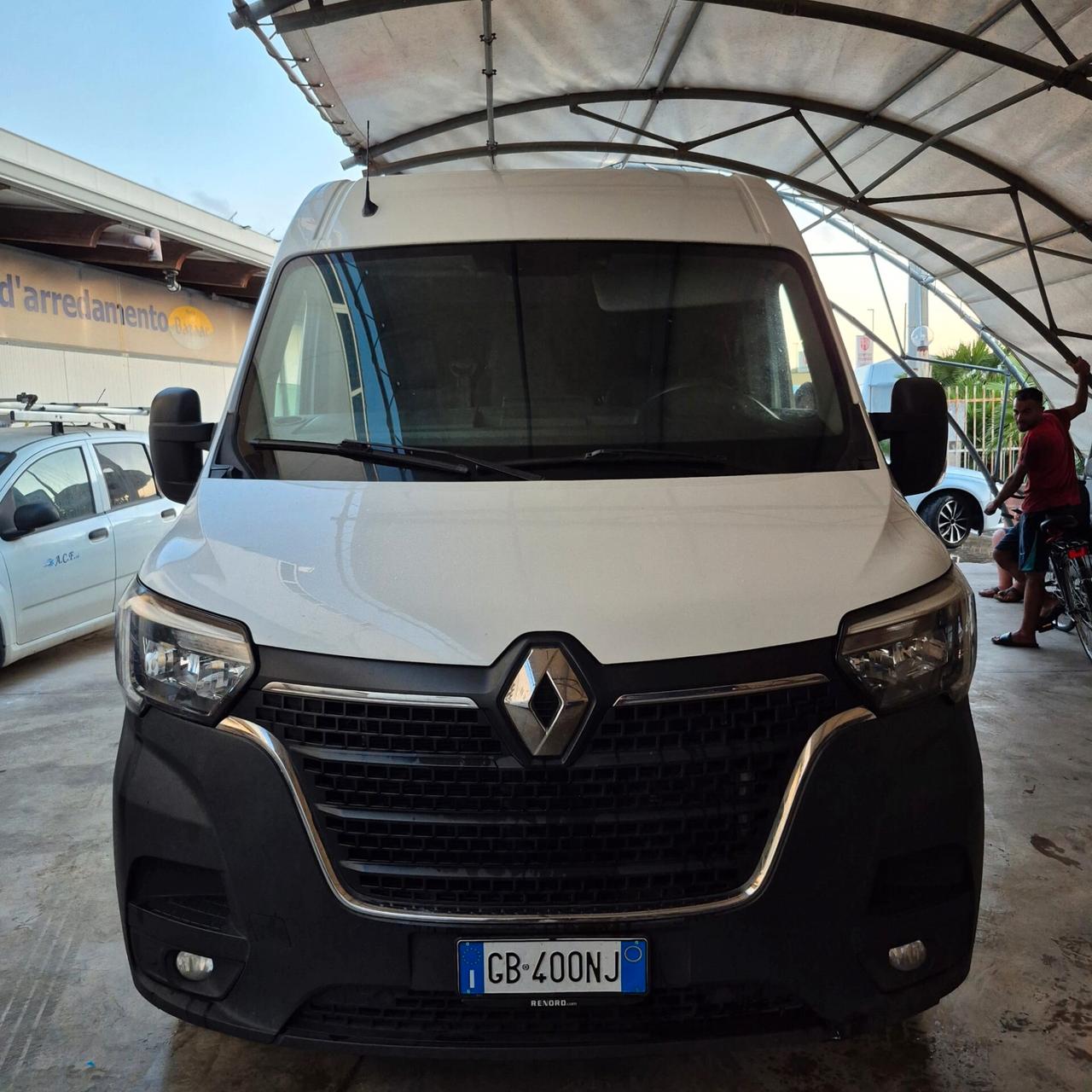 Renault master medio tetto alto
