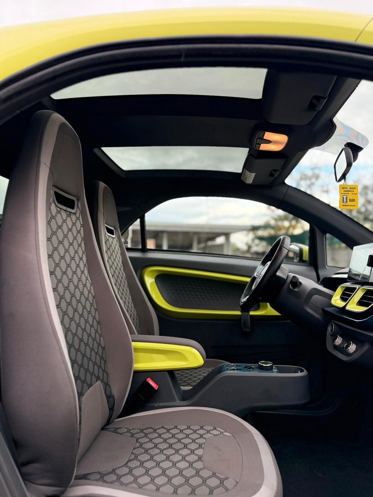 Xev Yoyo NUOVA KM 0 IVA ESPOSTA