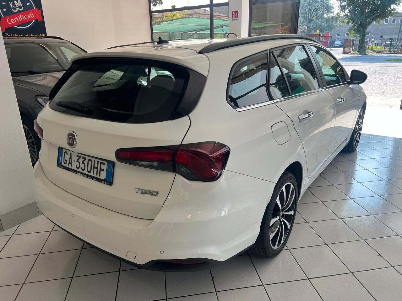 Fiat Tipo 1.6 Mjt S&S DCT SW Lounge