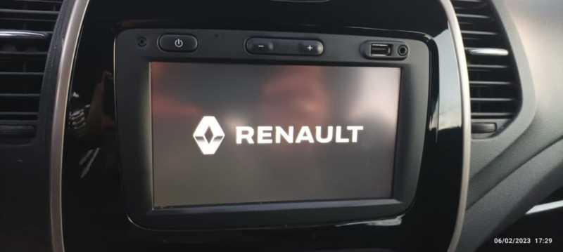 Renault CAPTUR INTENS 1.5 dCi MT (90 cv)