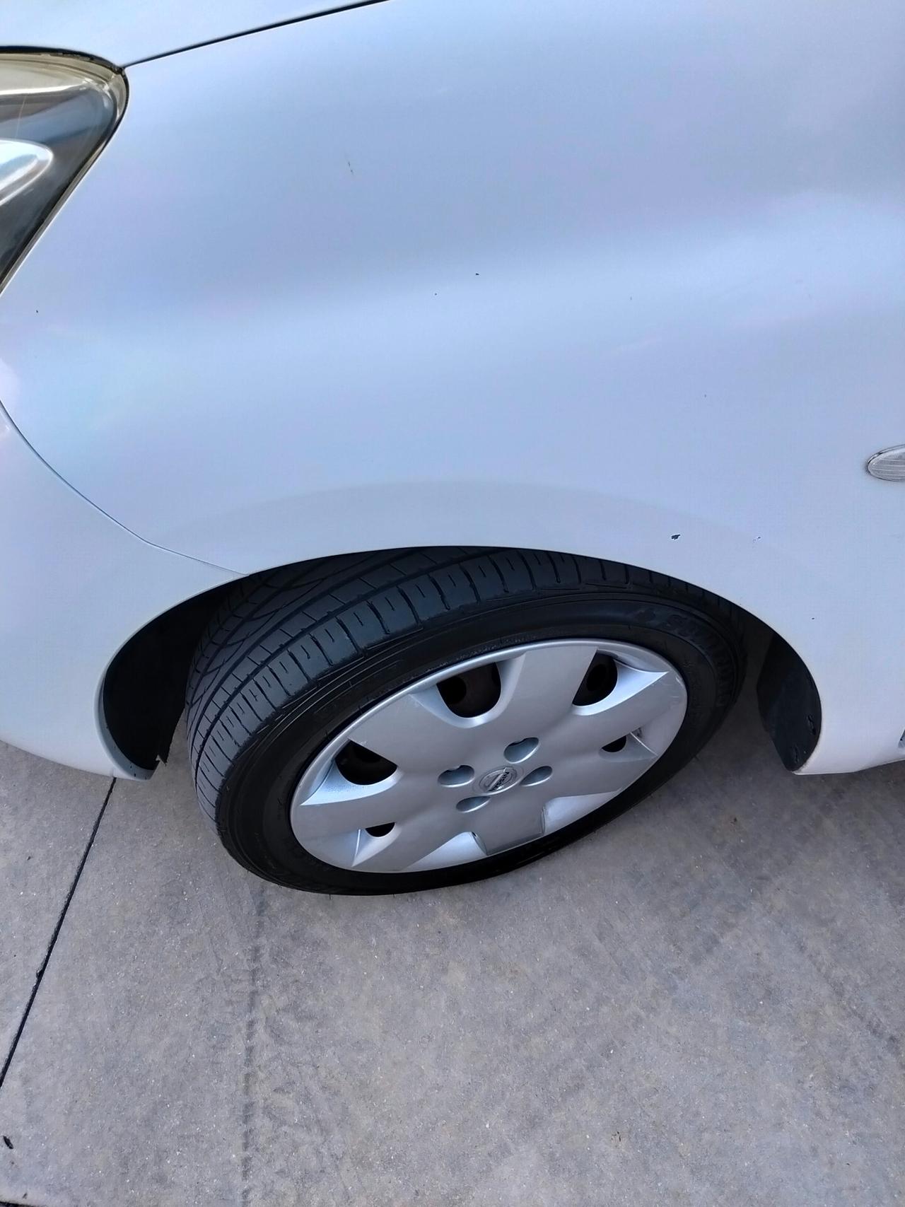 Nissan Micra 1.2 12V 5 porte Acenta