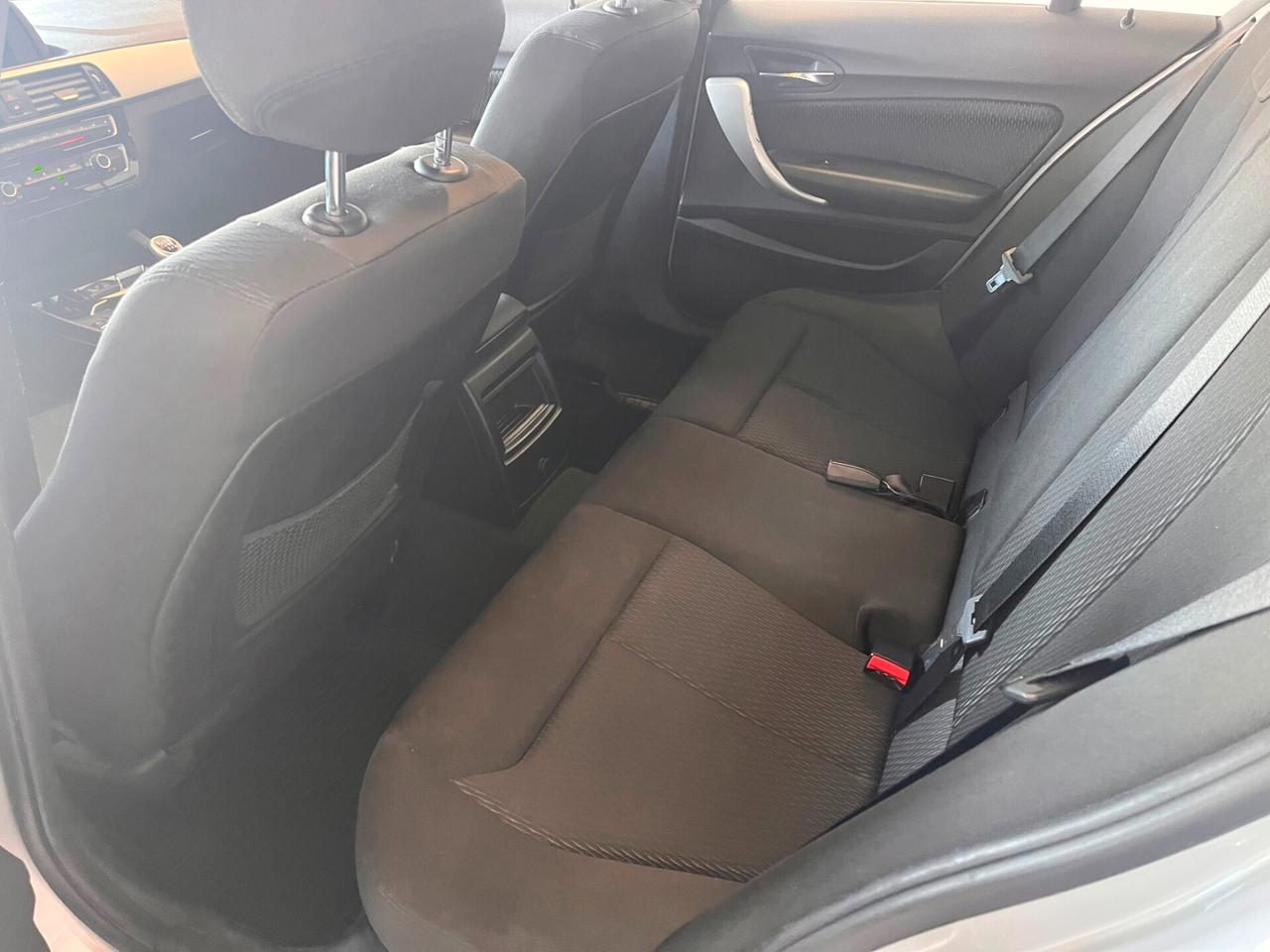 Bmw 116 116d 5p. Business