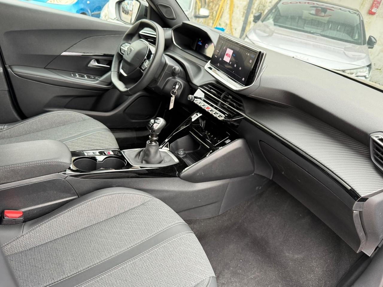 PEUGEOT 2008 1.2 BENZINA S&S 100CV 2025 ALLURE