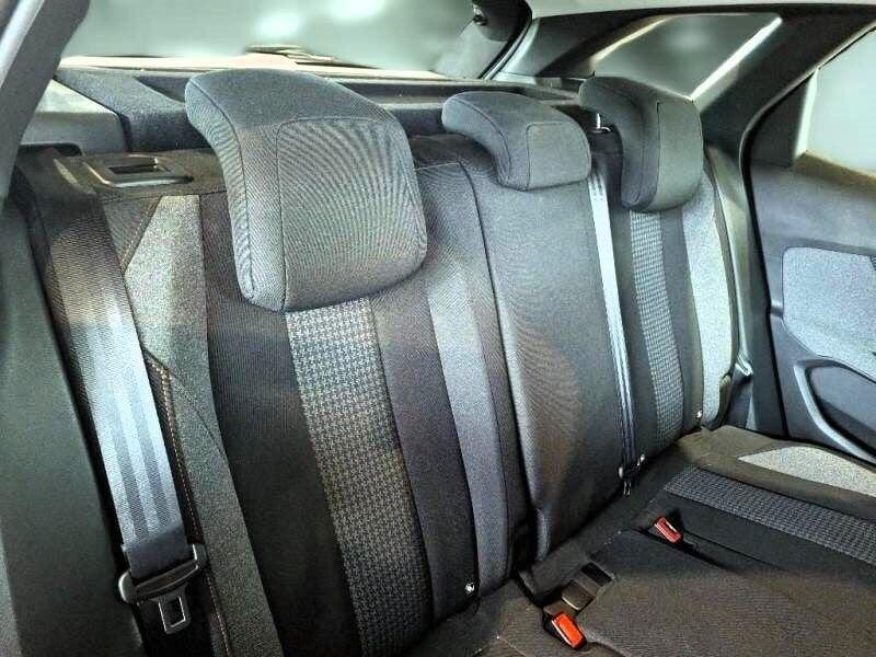Peugeot 3008 3008 BlueHDi 130 S&S Active Pack