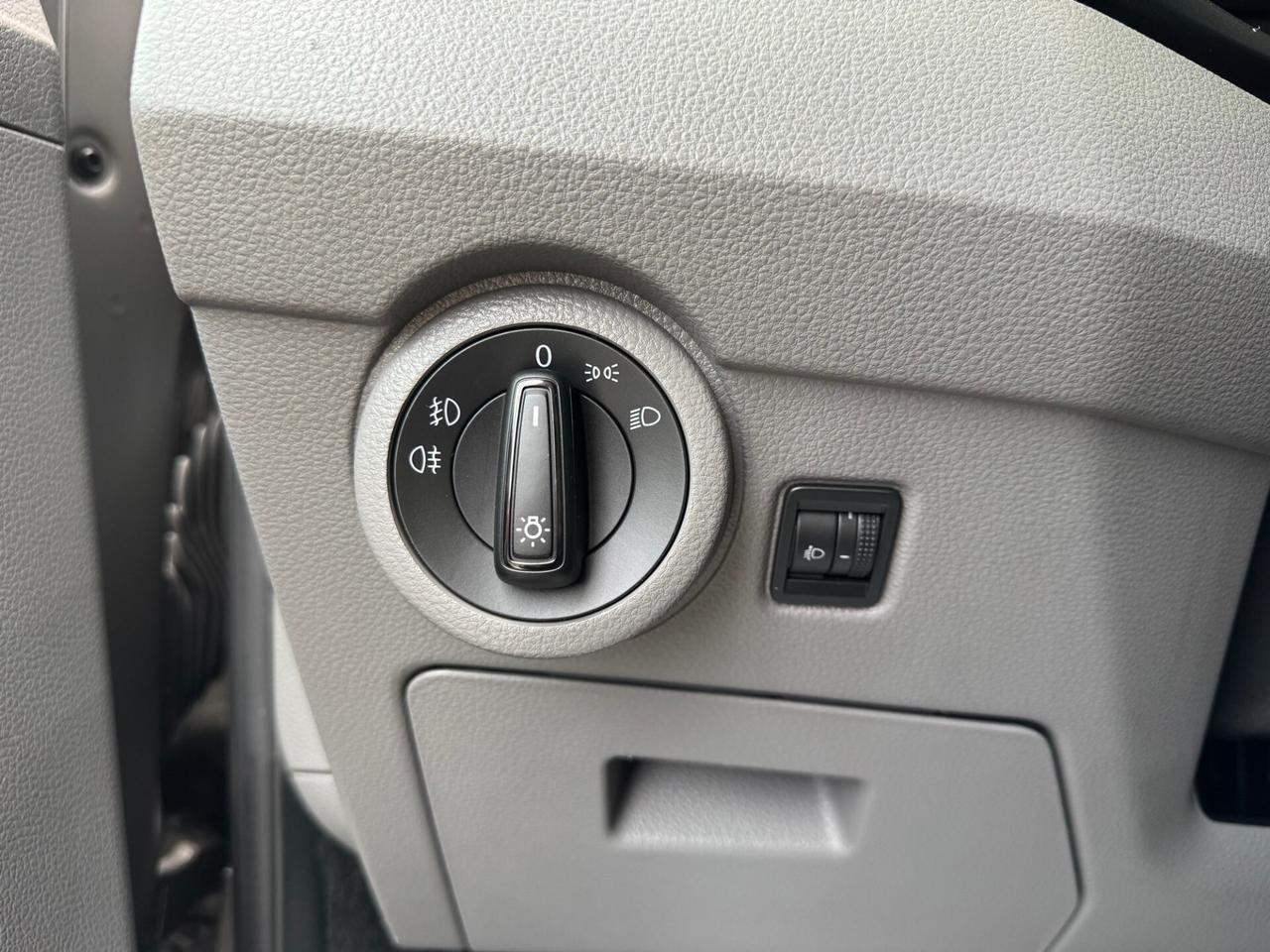 Volkswagen Caravelle 2.0TDI CRUIS GARANZIA 24 MESI